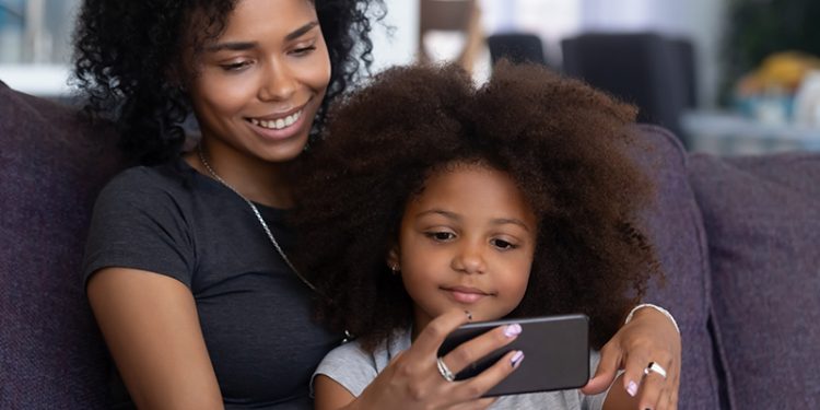 The screen, a drug for toddlers…