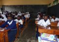 Covid-19 : Insuffisance des livres scolaires, risque de contamination