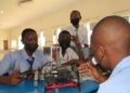 Rwanda : des adolescents initiés au robotique