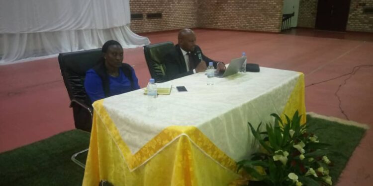Rwanda: Un ordinateur portable pour chaque enseignant en 2025
