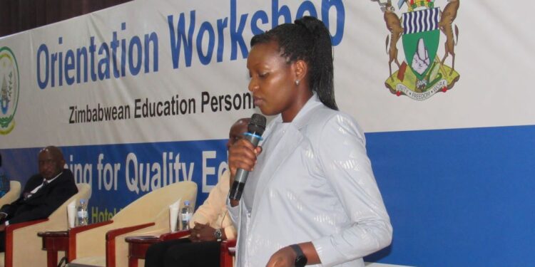 Rwanda-Zimbabwe: Harare déploie 154 enseignants…