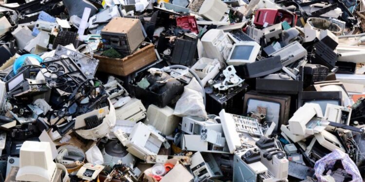 Rwanda : Cri d’alerte pour les déchets électroniques