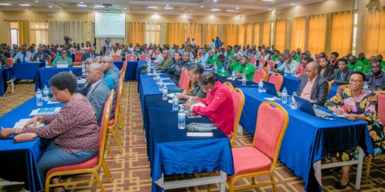 Rwanda-Corruption : ”Nous pouvons faire mieux” Usta Kayitesi