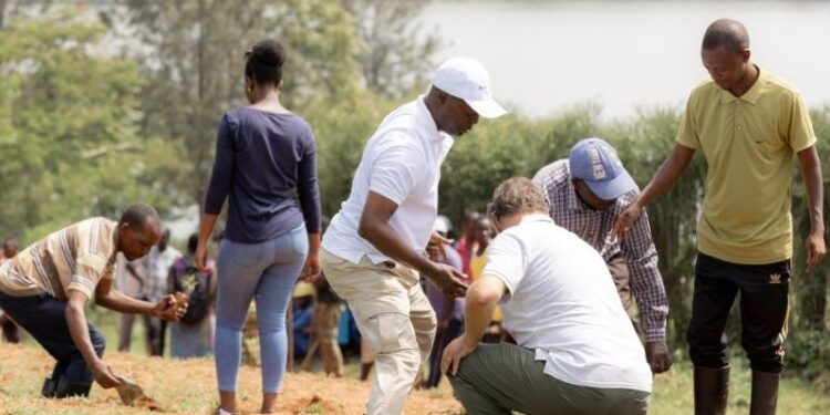 Rotary Club Kigali Mont Jali: Mutuelle de santé pour 1000 personnes