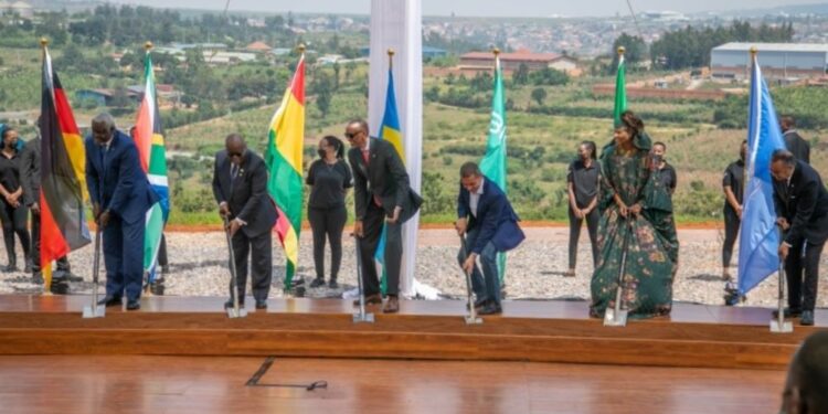 Santé : Inauguration d’une usine de fabrication de vaccins BioNTech au Rwanda
