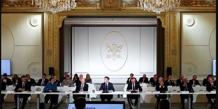 Macron cherche la défaite russe