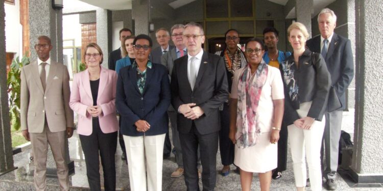 Kwibuka30: Une délégation Rhénane vient commémorer avec les Rwandais