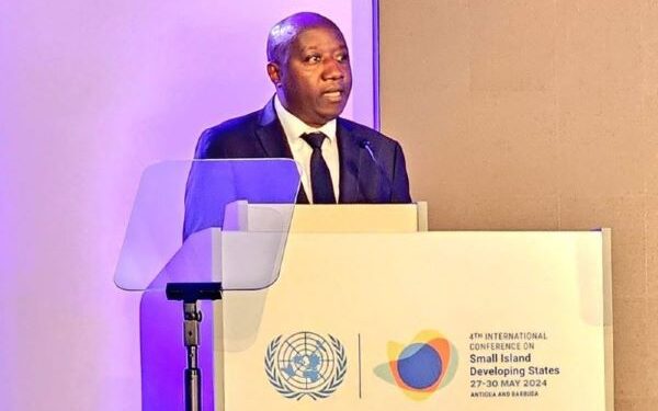 Barbuda-Changement climatique : Edouard Ngirente prône l’action concertée