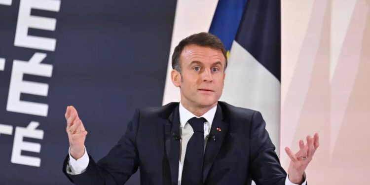 Emmanuel Macron : Piégé par ses propres stratégies