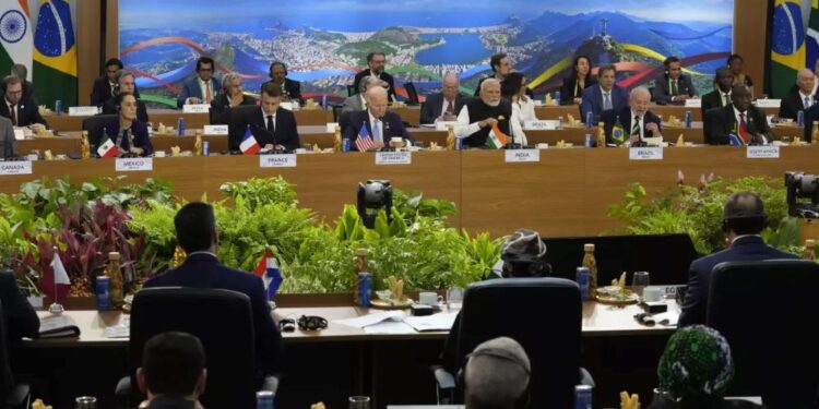 G20 : Biden promet 4 milliards de dollars aux pauvres…