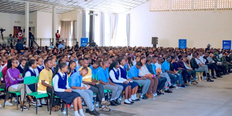 MINUBUMWE : Jeunes, inséparables de leur Histoire