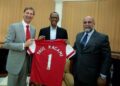 Uefa: le président Kagame félicite Arsenal