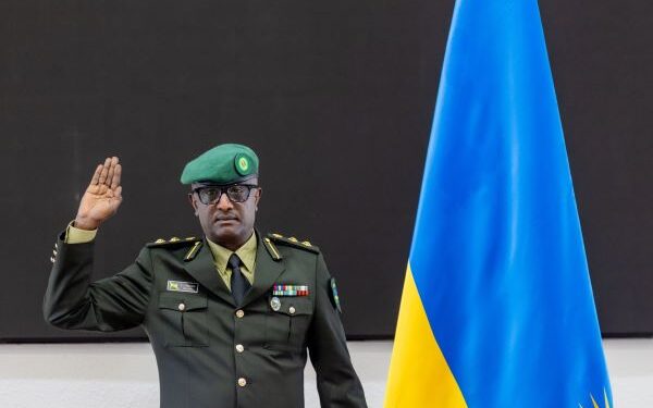 Rwanda: l’auditeur général militaire prête serment