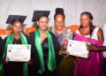 Gasabo-Bumbogo: Des mères célibataires certifiées en tresse …