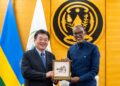 Industrie automobile verte: Paul Kagame discute avec Xu Hui…